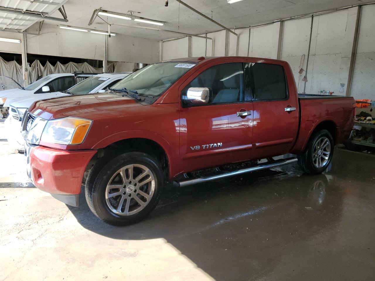 NISSAN TITAN S