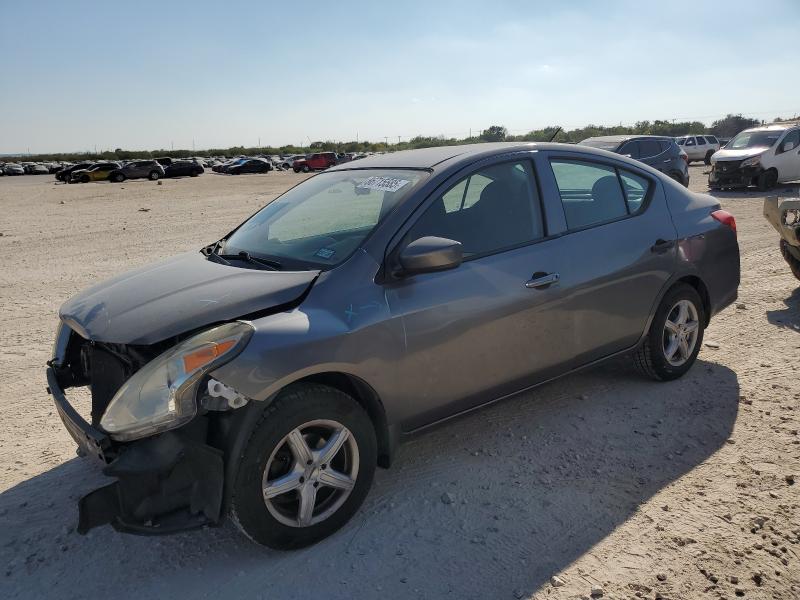 NISSAN VERSA S