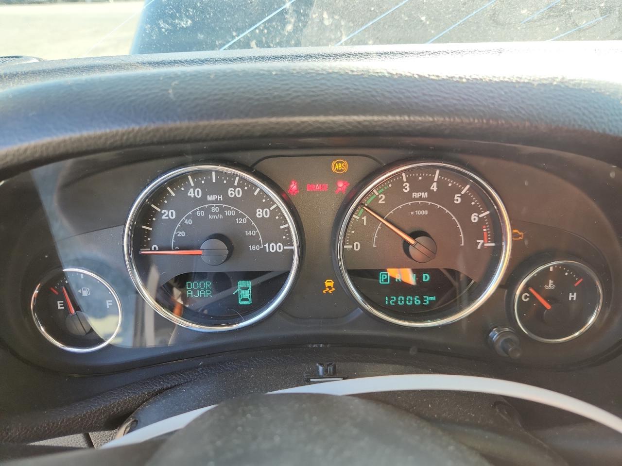 JEEP WRANGLER SAHARA