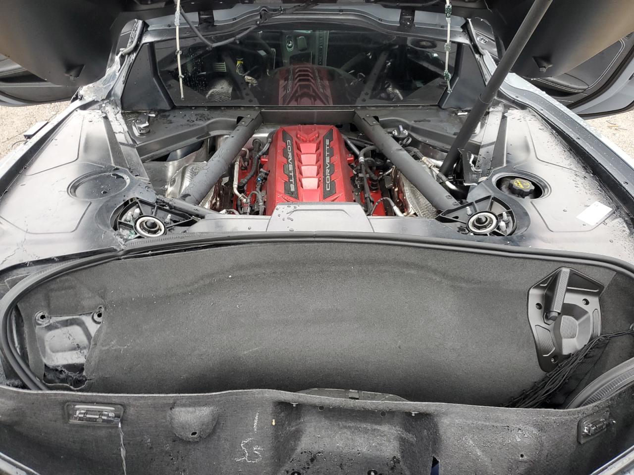 CHEVROLET CORVETTE STINGRAY 2LT