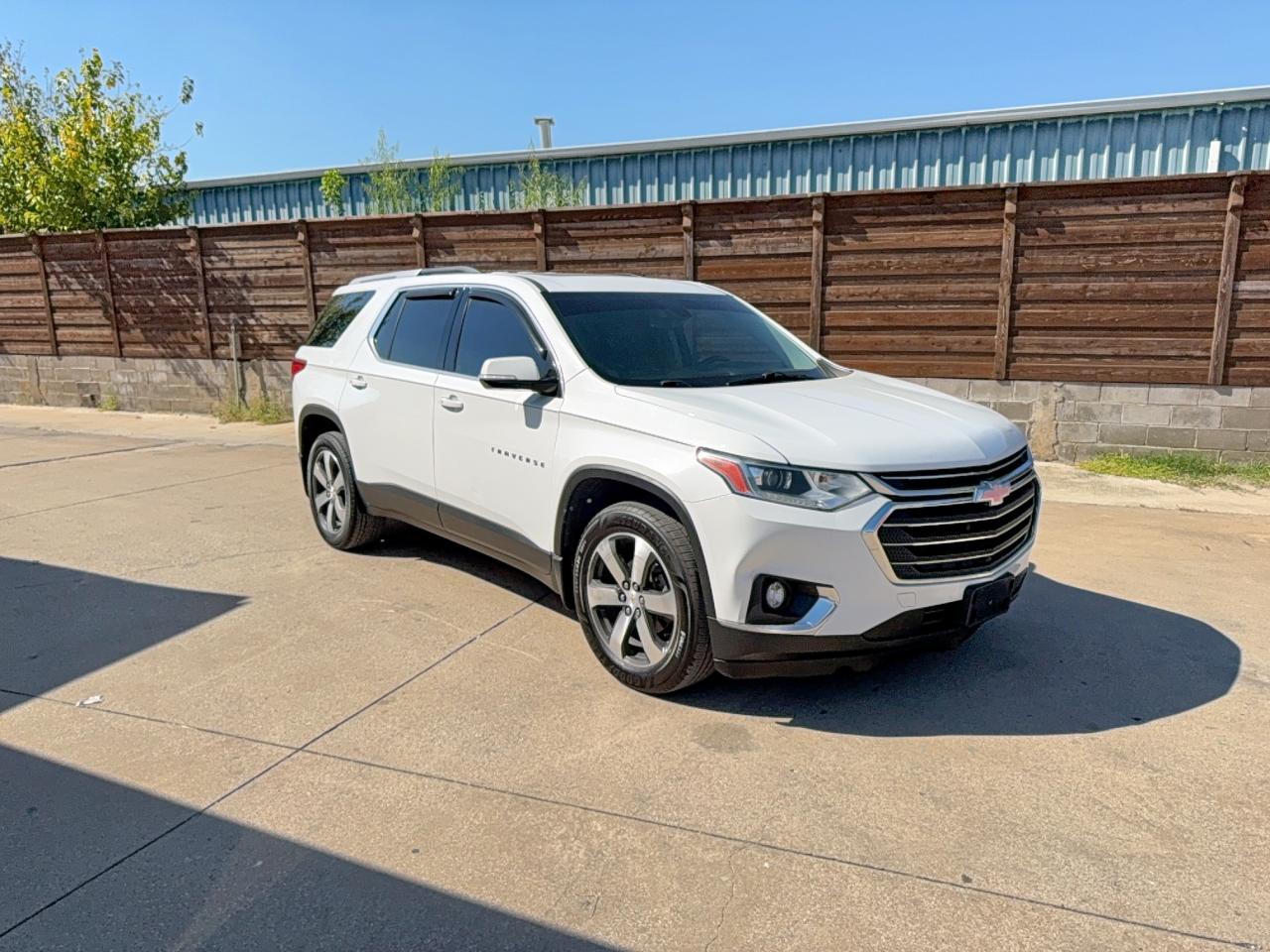 CHEVROLET TRAVERSE LT