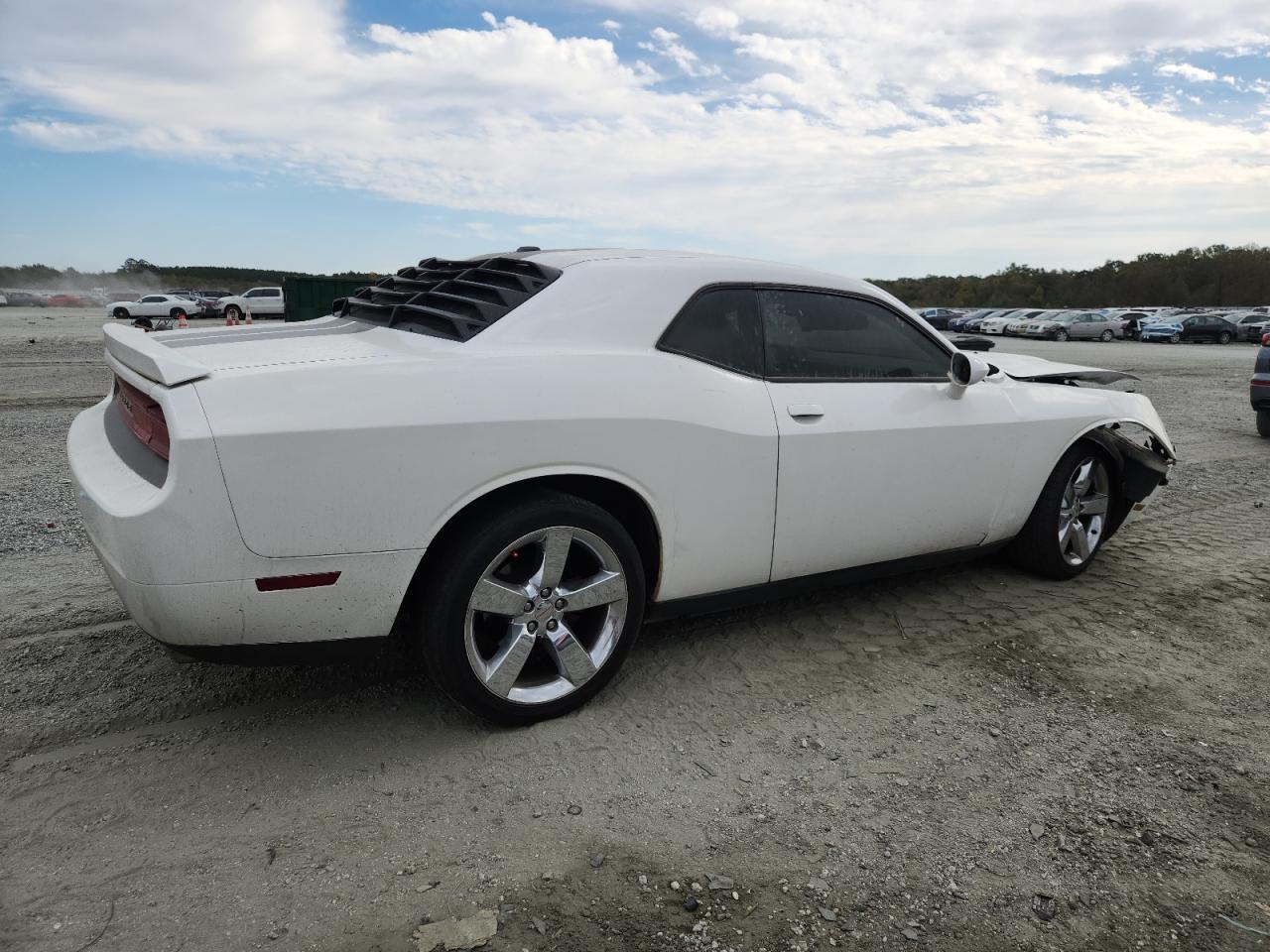 DODGE CHALLENGER