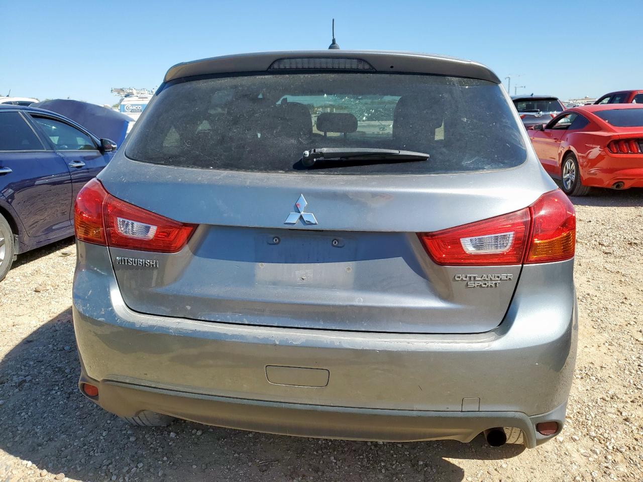 MITSUBISHI OUTLANDER ES