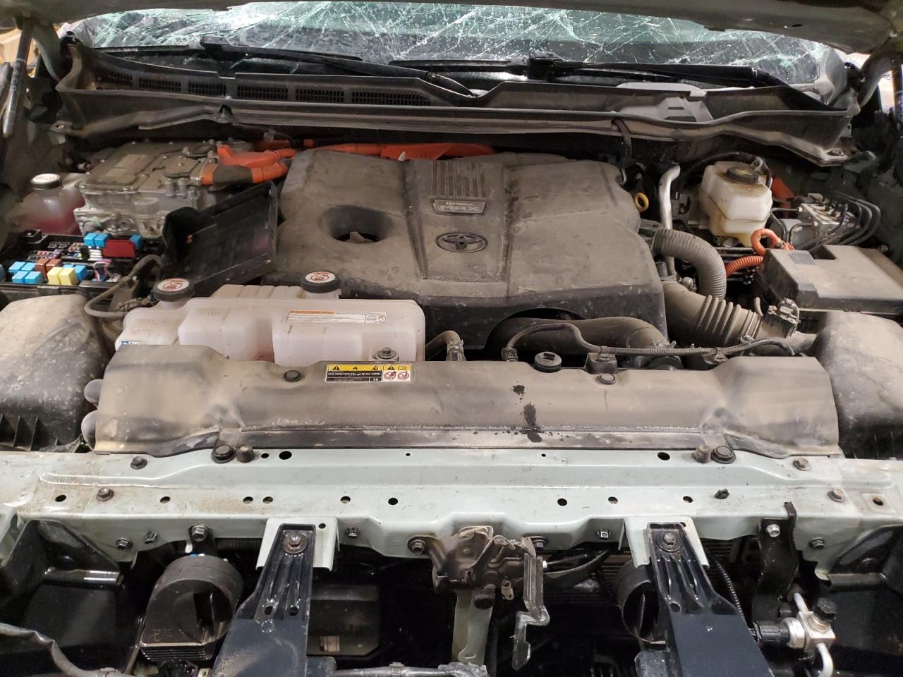 TOYOTA TUNDRA CREWMAX LIMITED