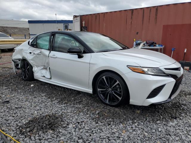 2018 TOYOTA CAMRY XSE 4T1B61HK8JU153590