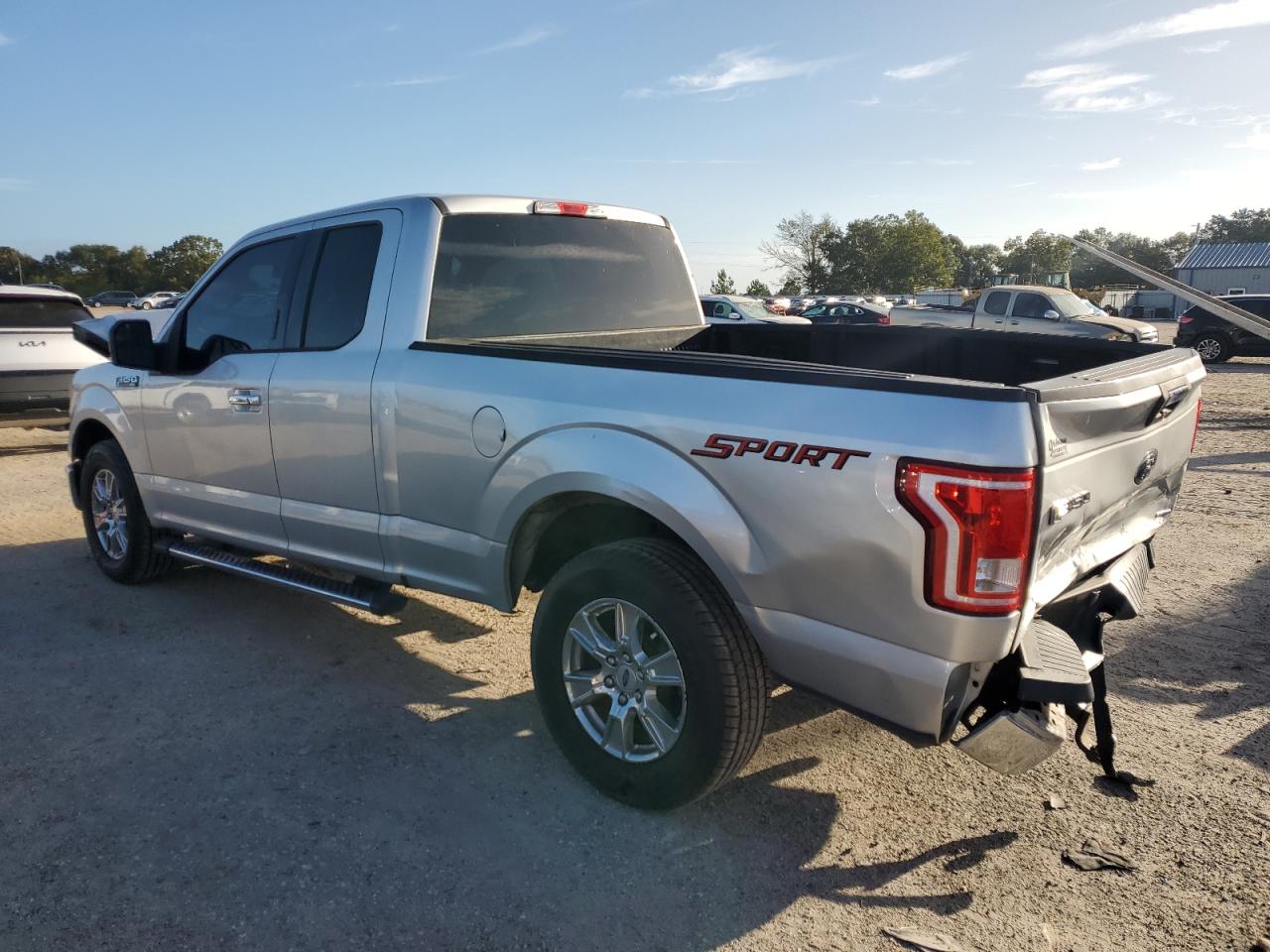 FORD F-150 SUPER CAB