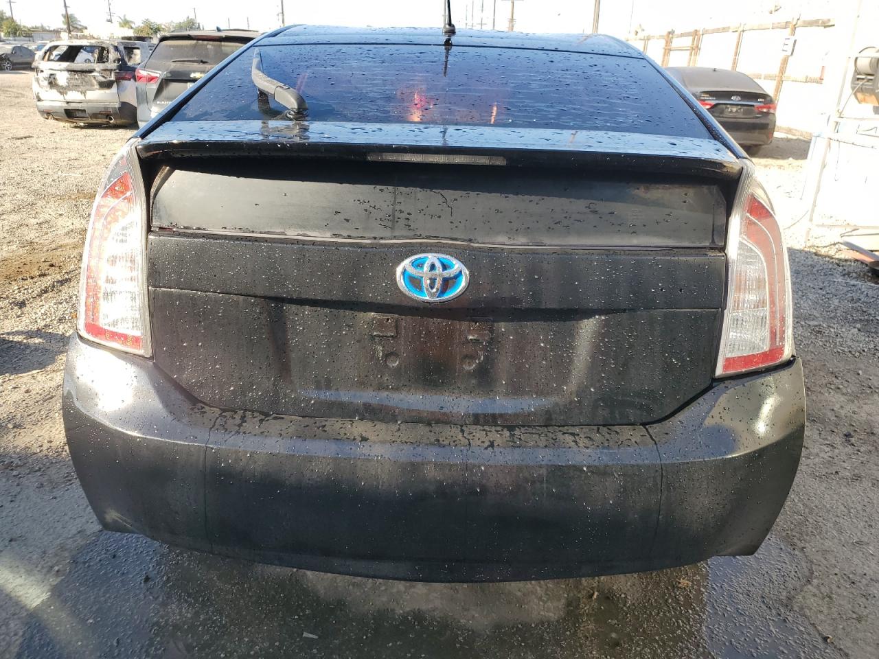 TOYOTA PRIUS