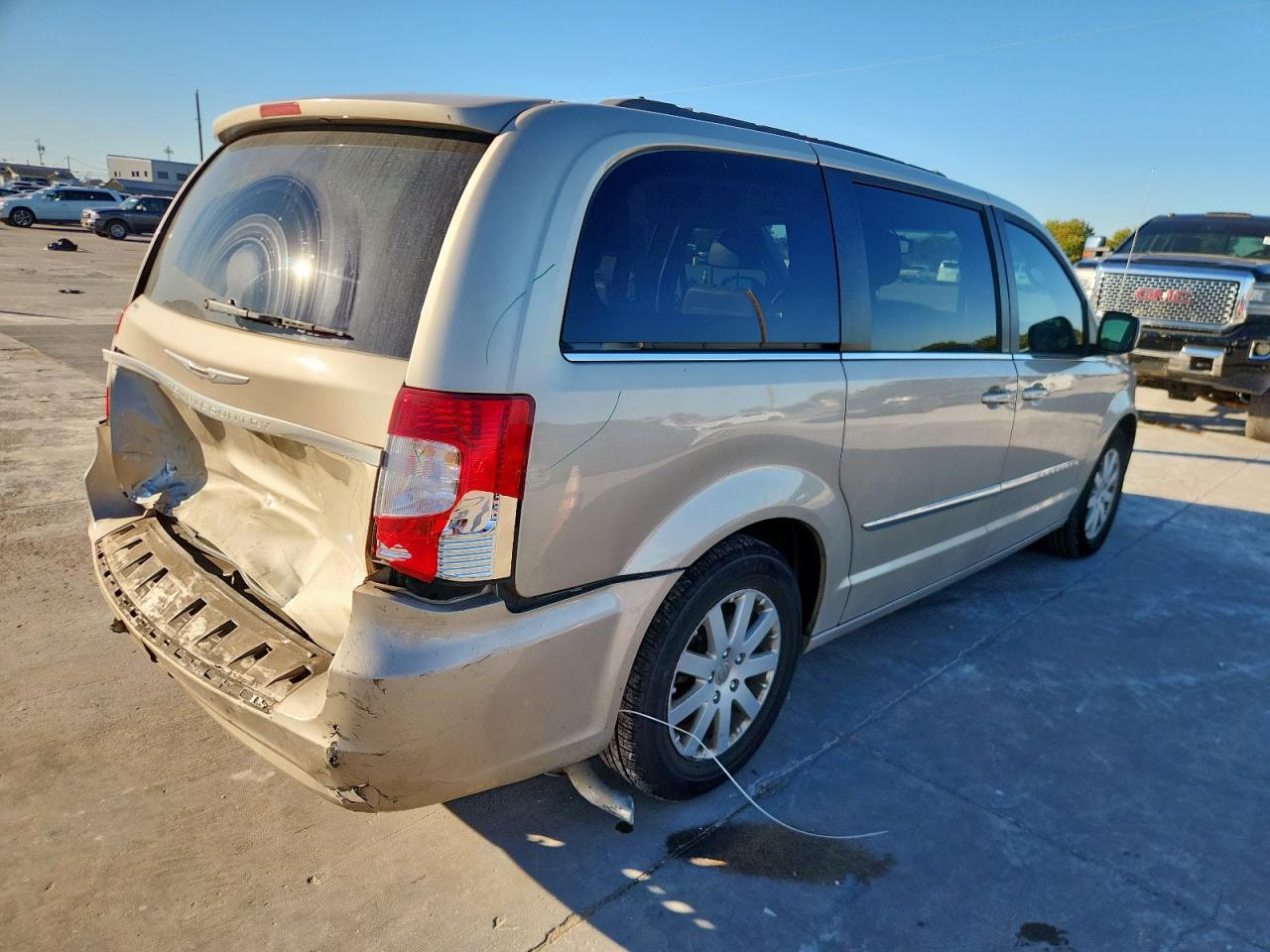 CHRYSLER TOWN & COUNTRY TOURING