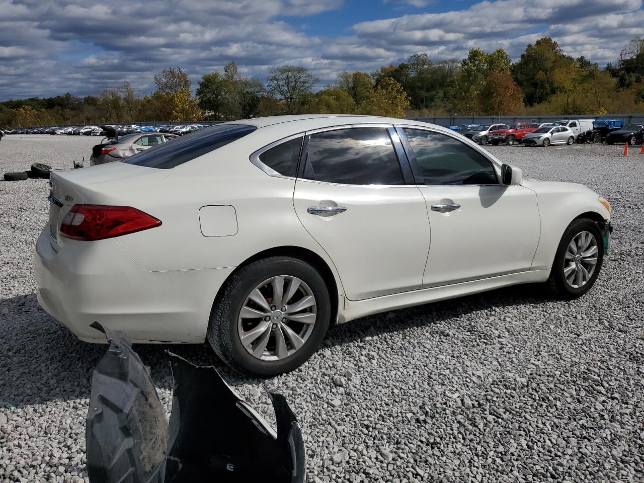 INFINITI M37 X