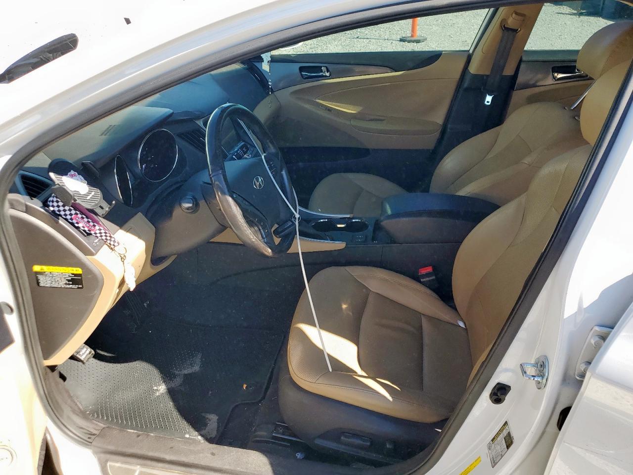 HYUNDAI SONATA HYBRID