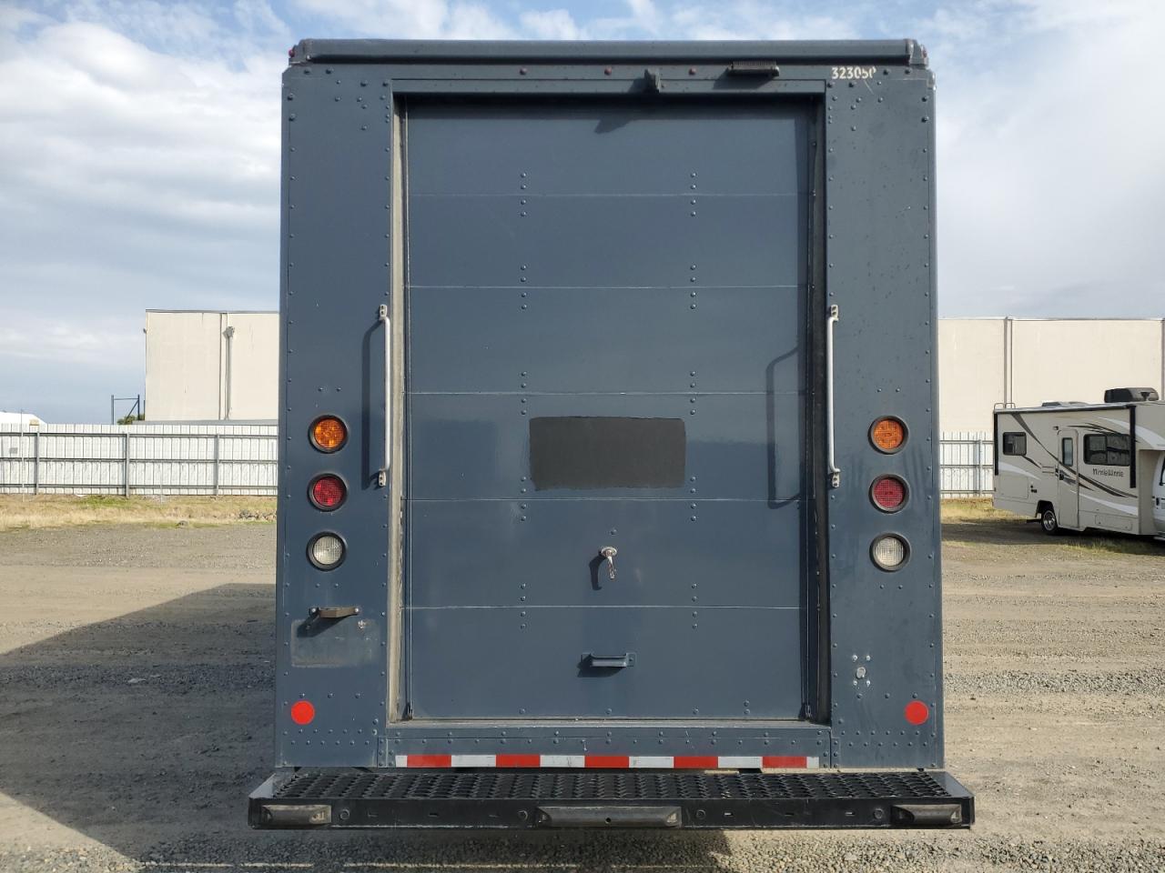 Lot #3305442166 2020 FORD F59