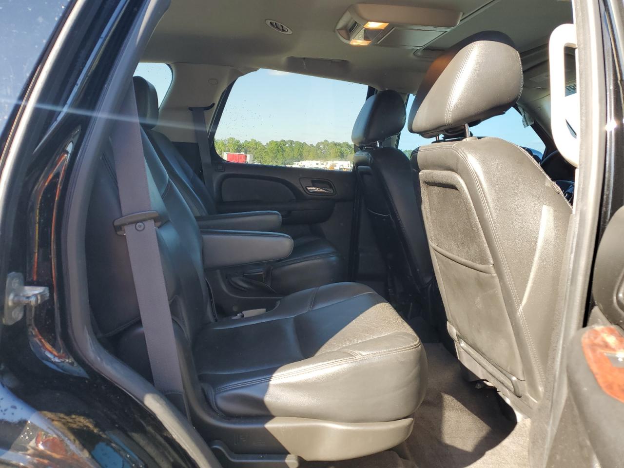 CHEVROLET TAHOE K1500 LTZ