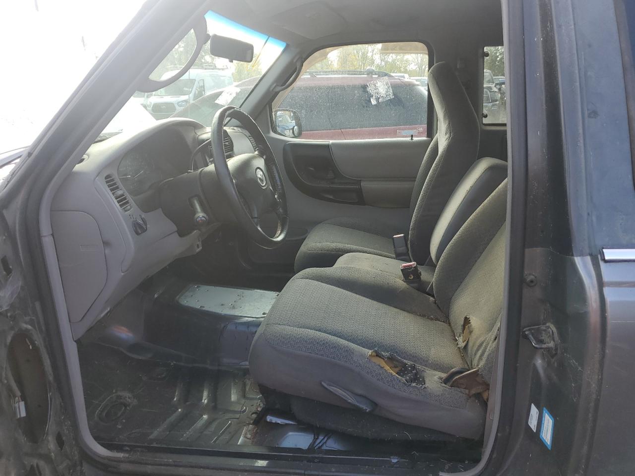 Lot #3281535384 1998 MAZDA B4000 CAB