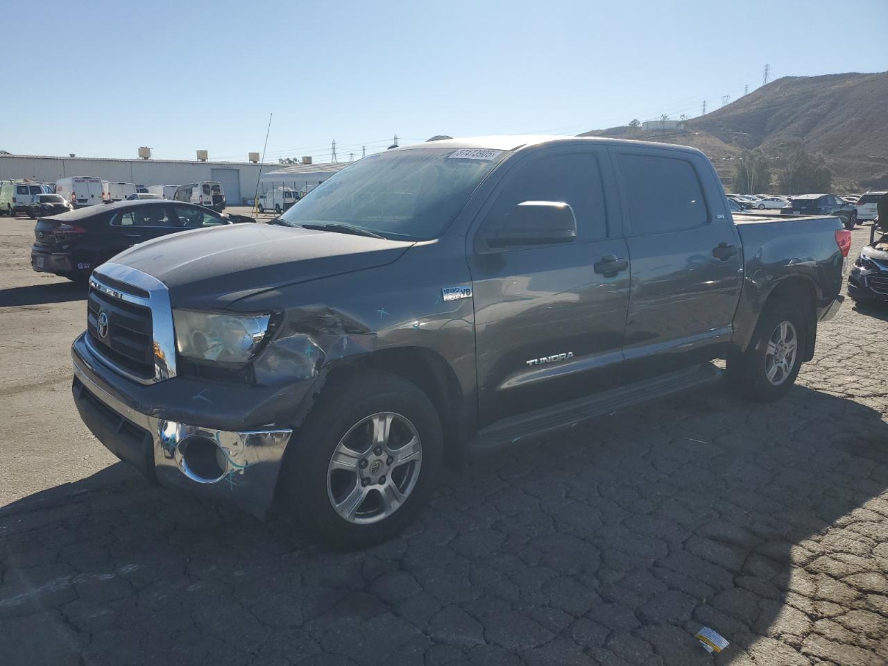 TOYOTA TUNDRA CREWMAX SR5