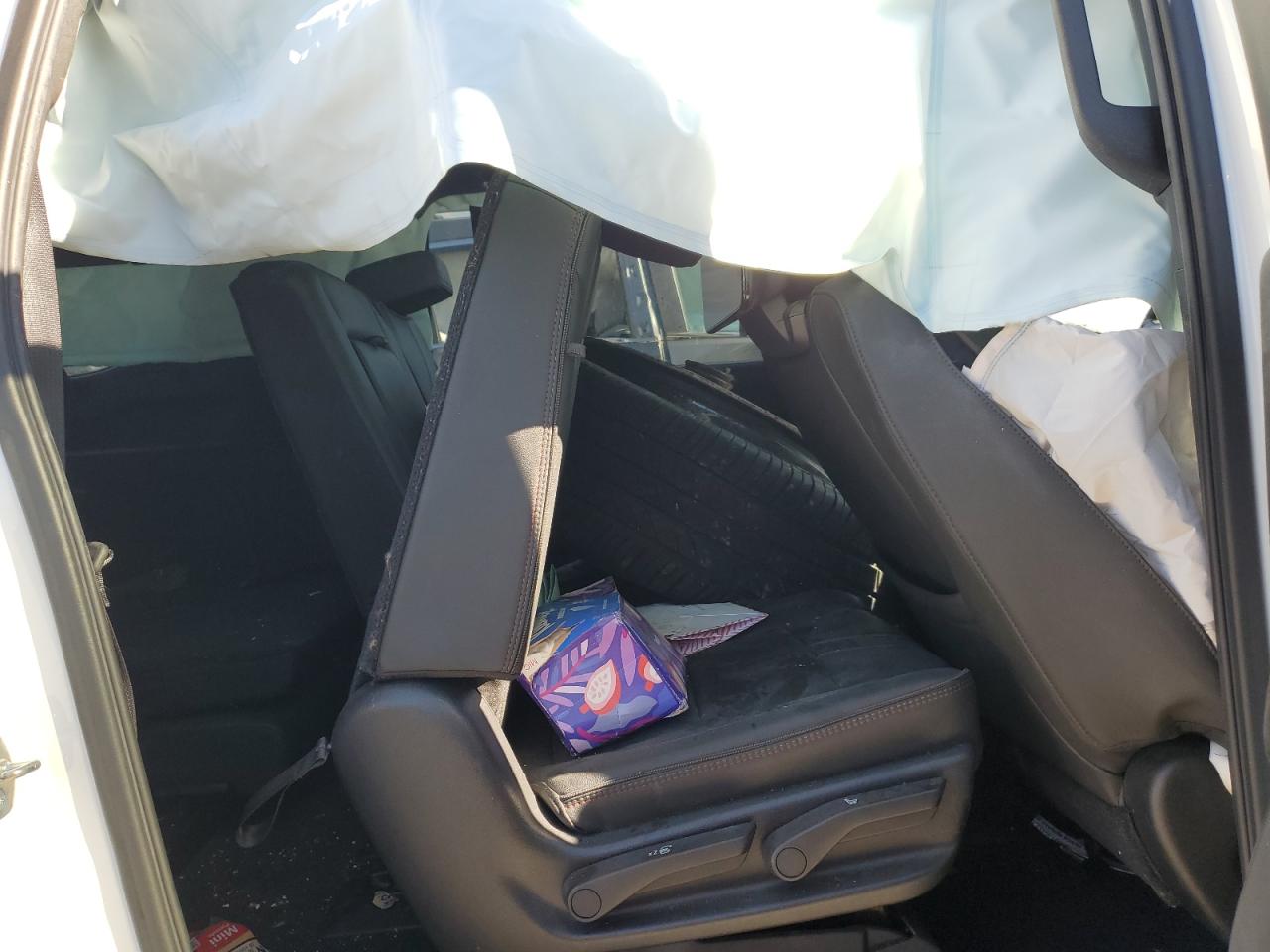 CHEVROLET SUBURBAN K1500 RST