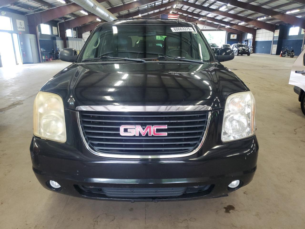 GMC YUKON SLT