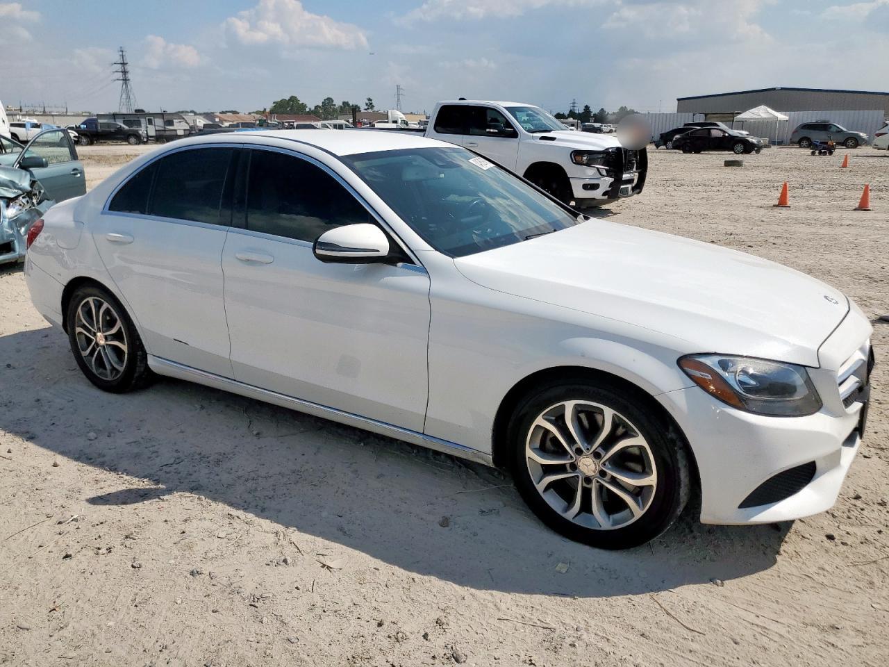 MERCEDES-BENZ C-CLASS 300