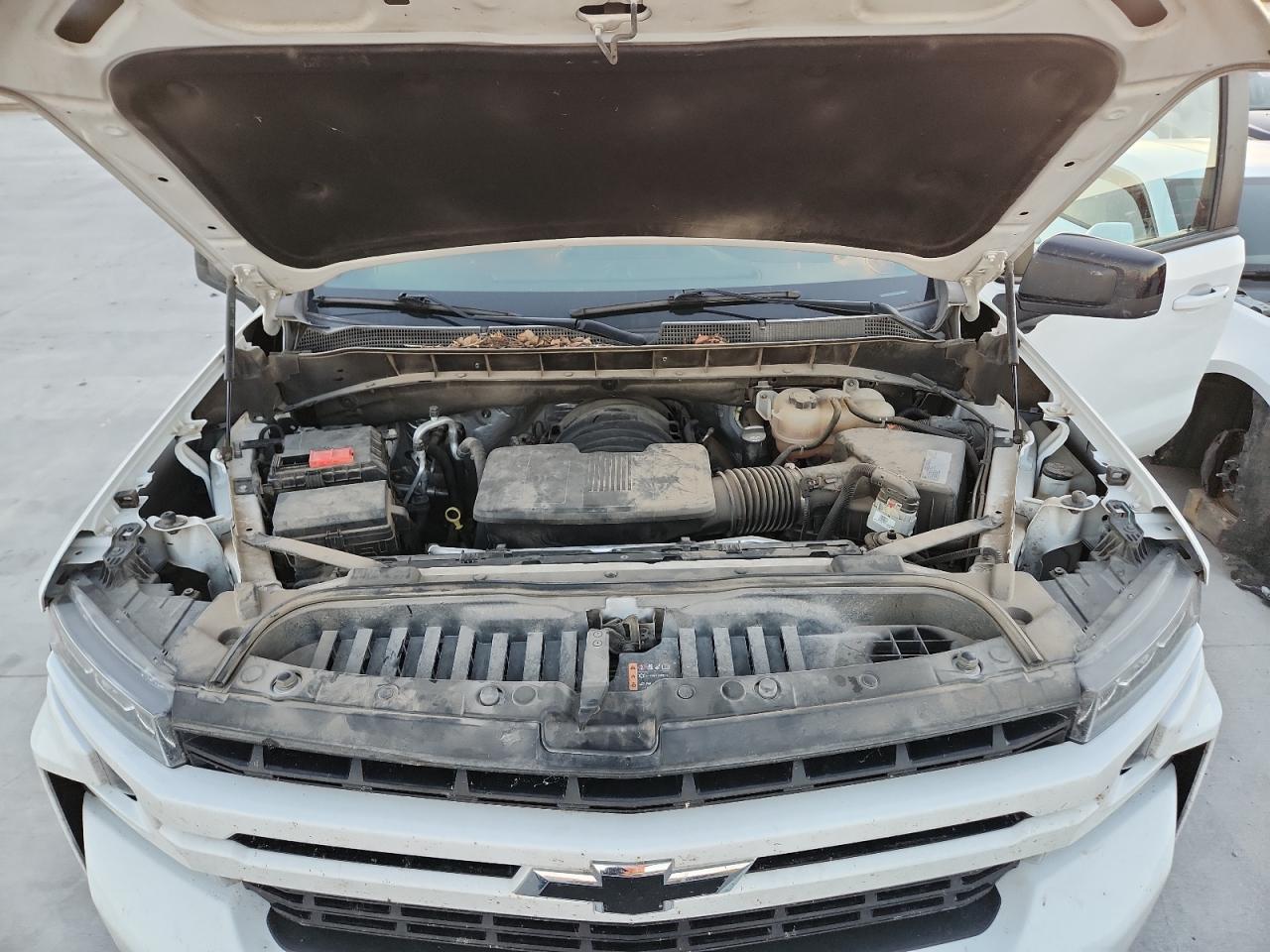 CHEVROLET SILVERADO C1500 RST