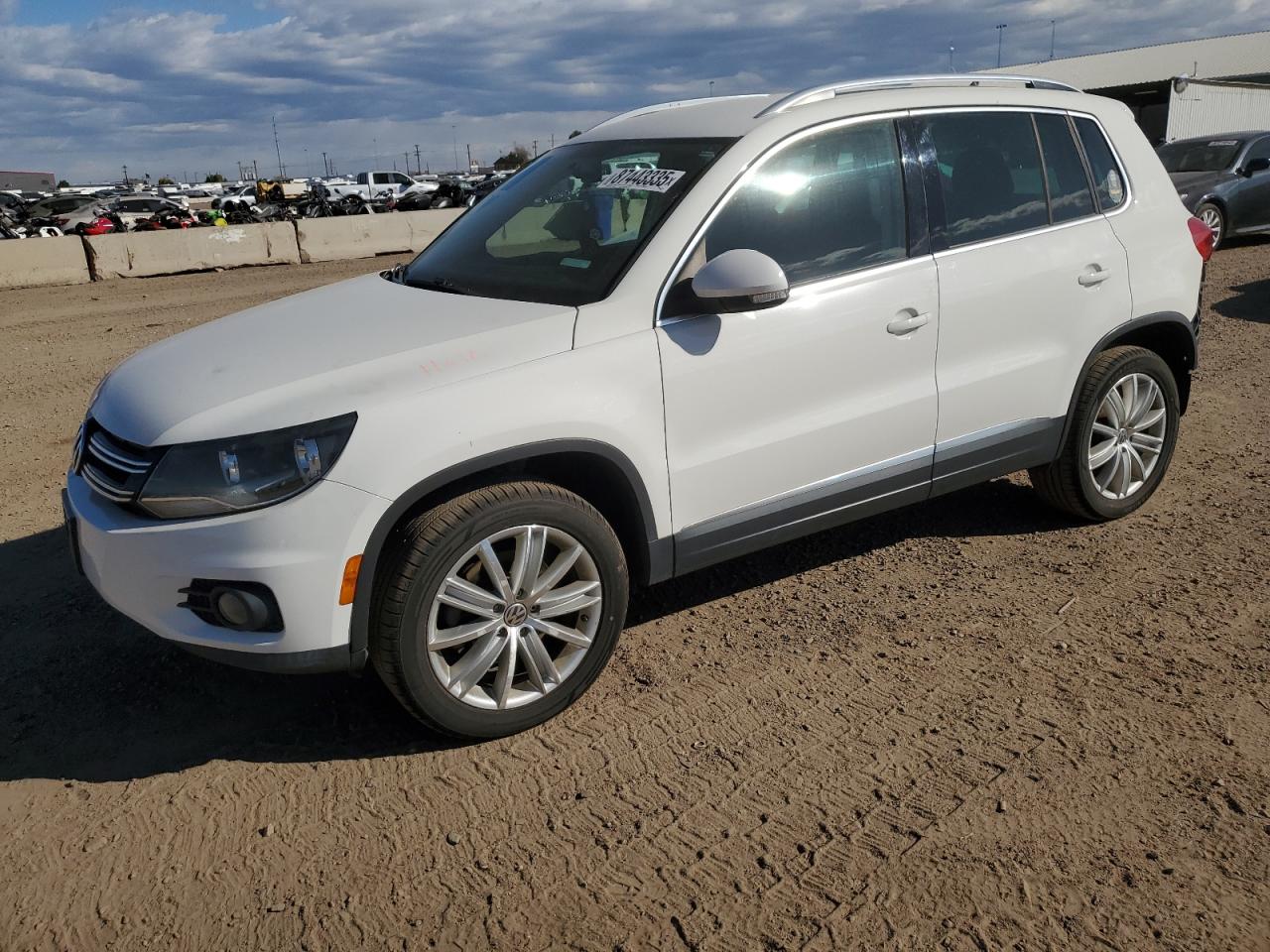VOLKSWAGEN TIGUAN S