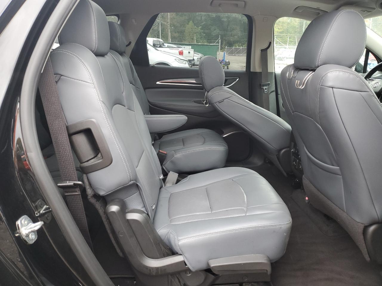 BUICK ENCLAVE ESSENCE