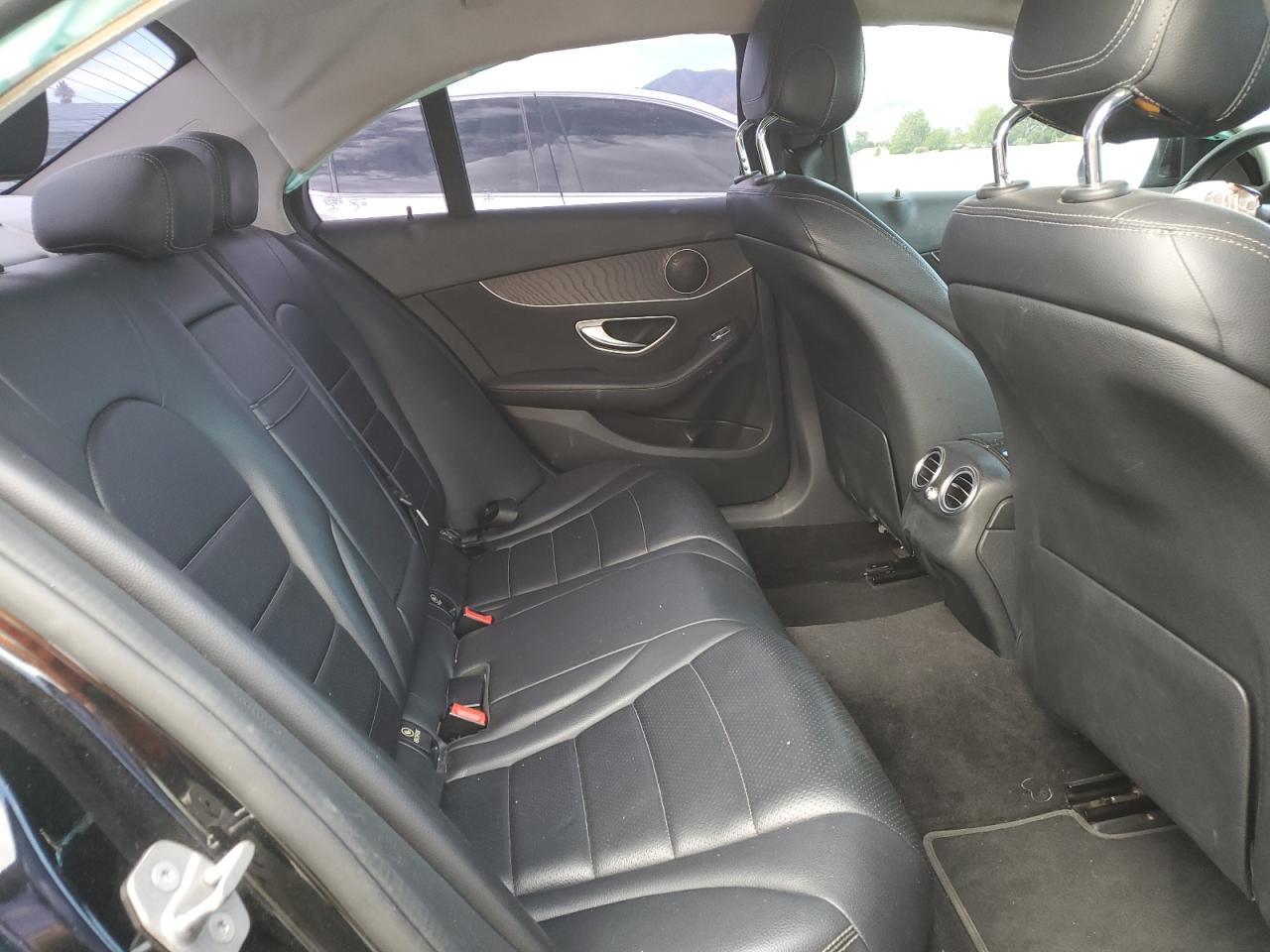 MERCEDES-BENZ C-CLASS 300