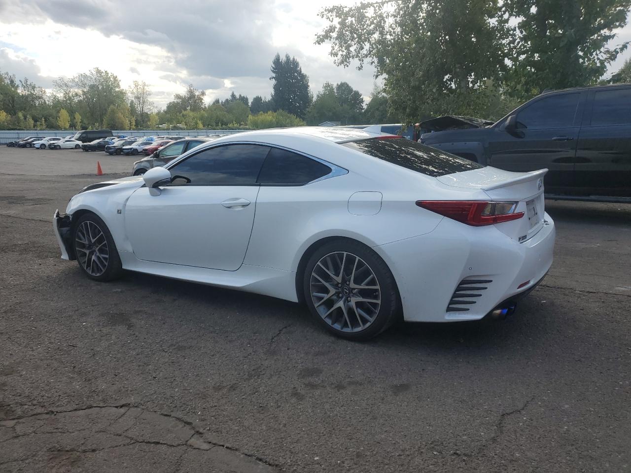 LEXUS RC 200T