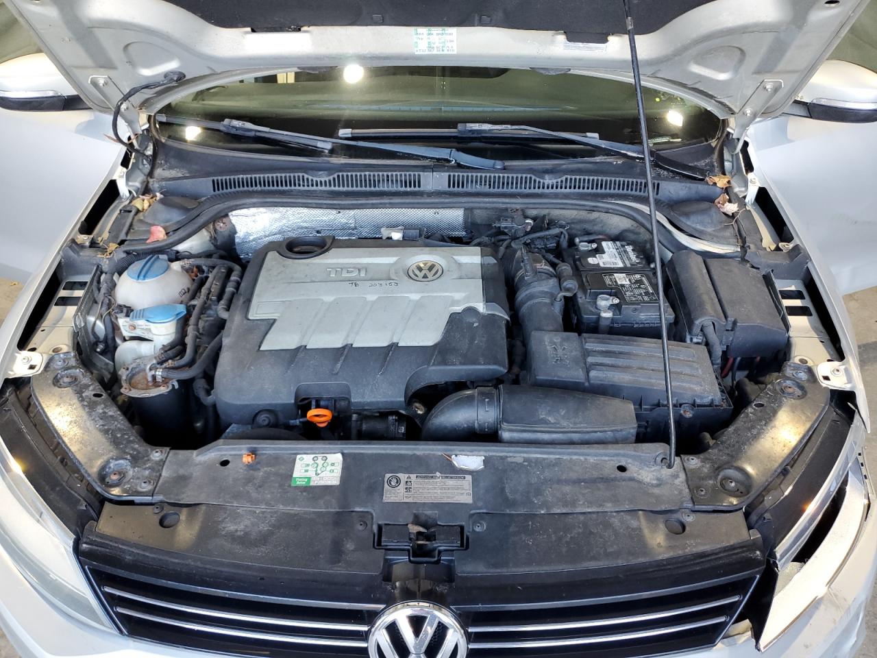 VOLKSWAGEN JETTA TDI