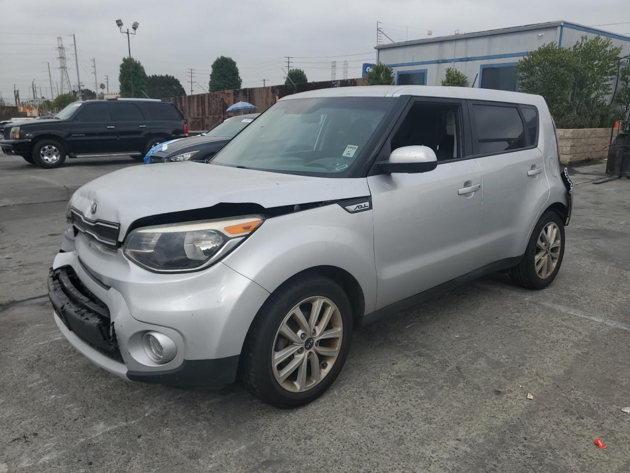 KIA SOUL +