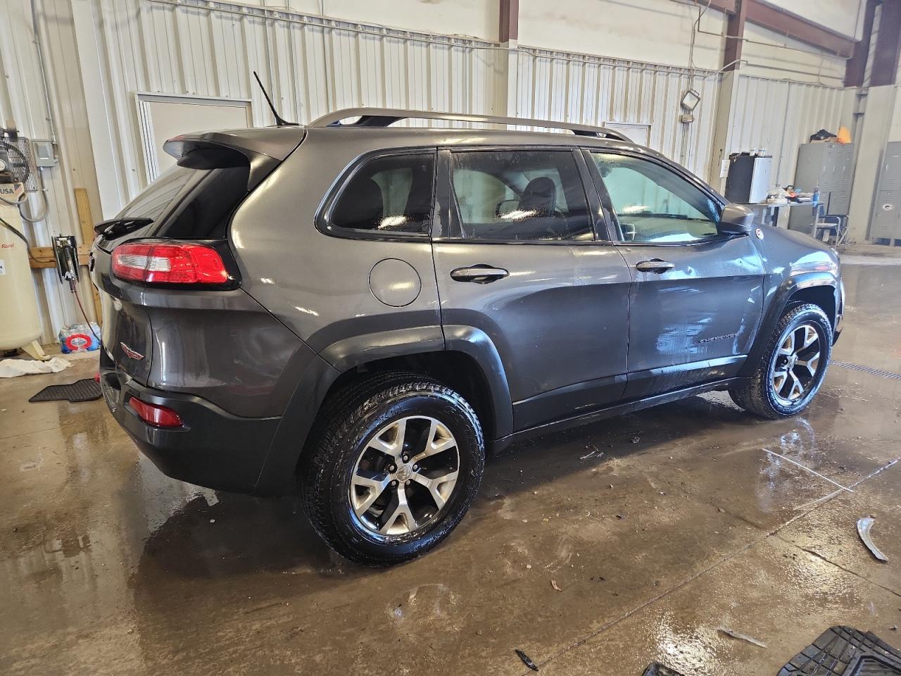 JEEP CHEROKEE TRAILHAWK