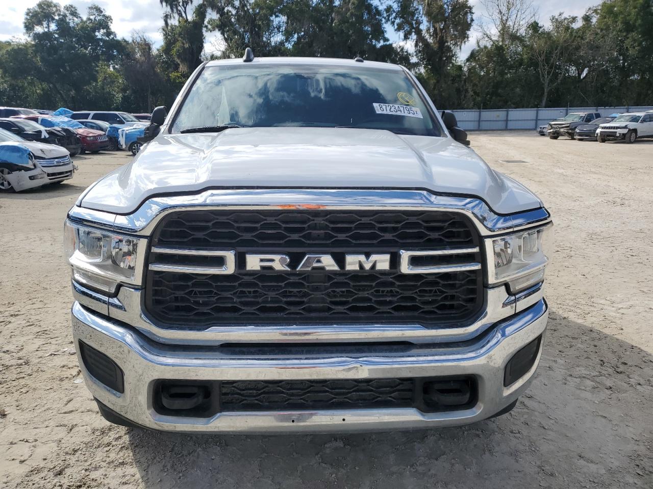 RAM 2500 TRADESMAN