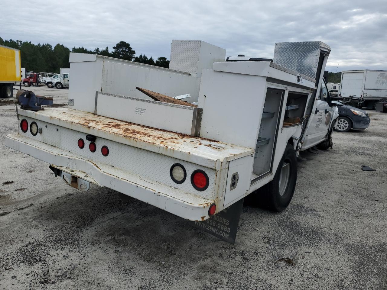 FORD F-350 SUPER DUTY