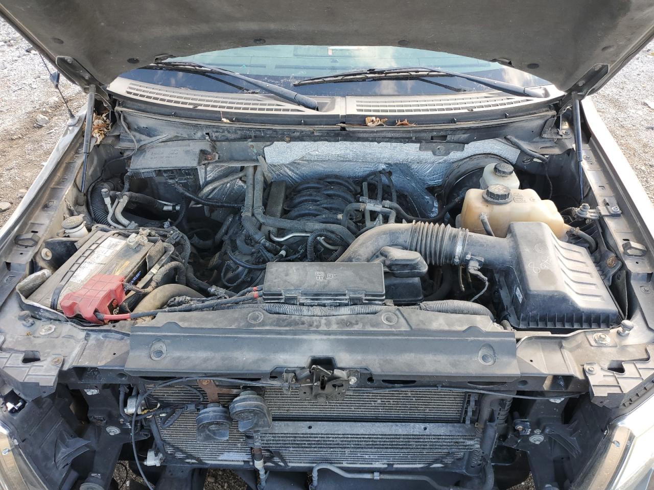 FORD F-150 SUPER CAB