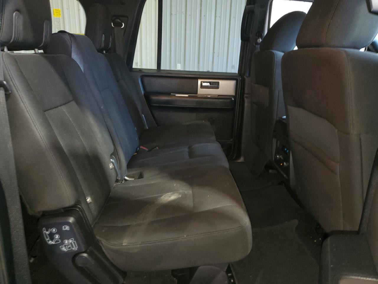 FORD EXPEDITION EL XLT