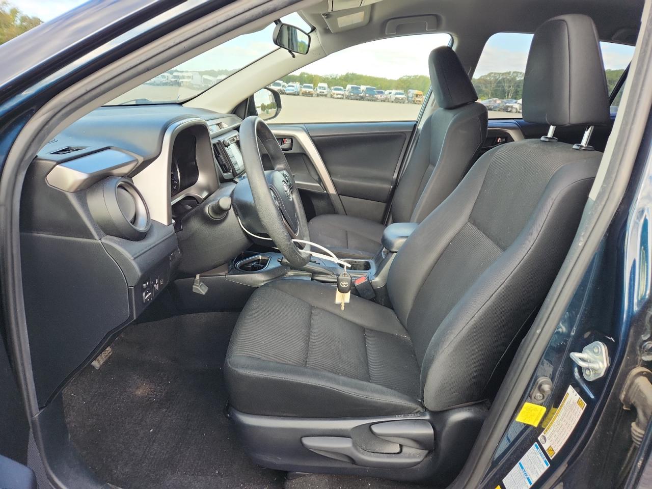 Lot #3305426459 2018 TOYOTA RAV4 LE