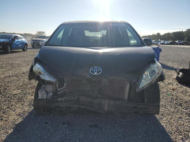 2011 TOYOTA SIENNA XLE - 5TDYK3DC2BS132468