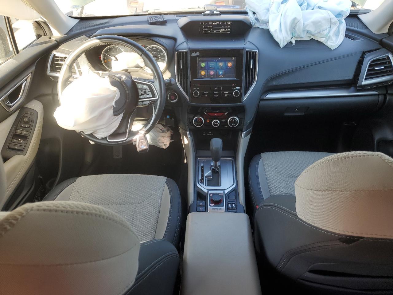 SUBARU FORESTER PREMIUM