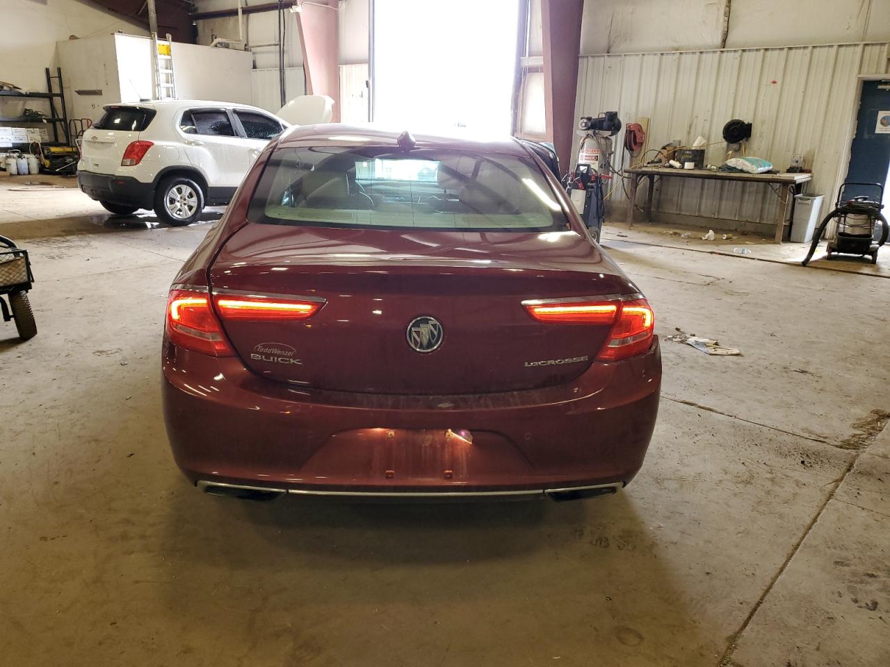 BUICK LACROSSE PREFERRED