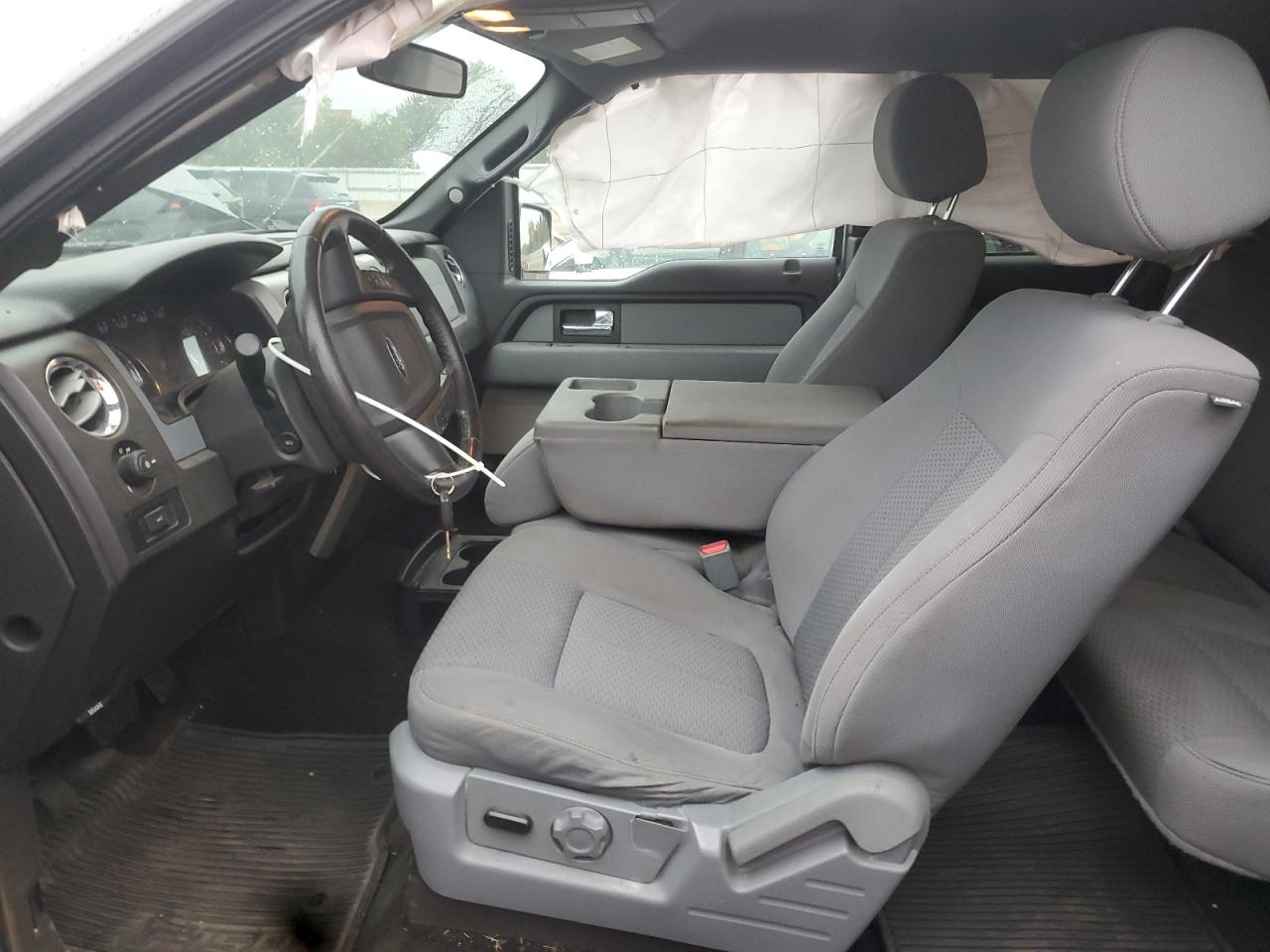 FORD F-150 SUPER CAB