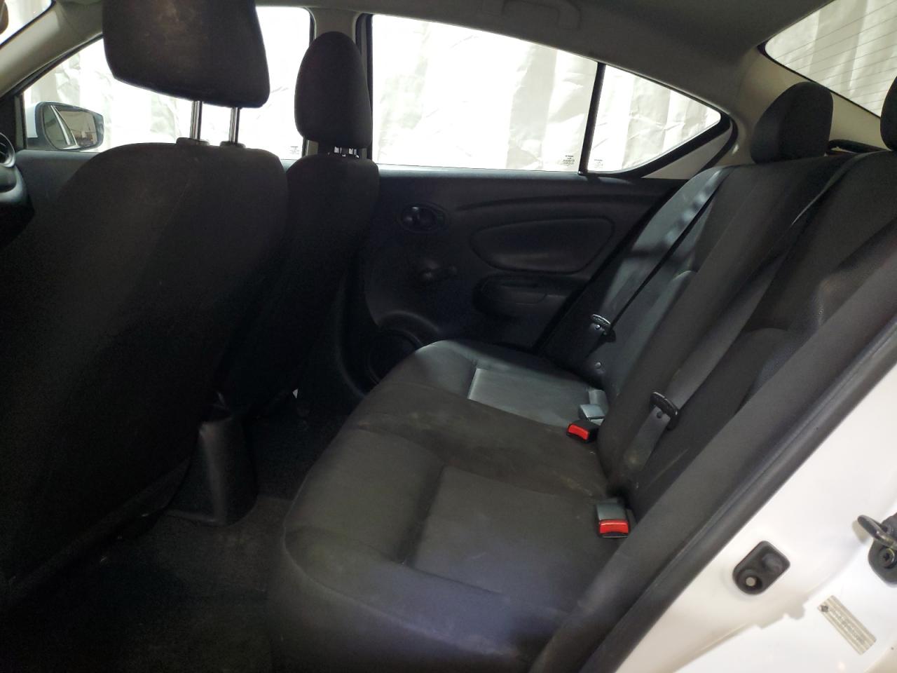 NISSAN VERSA S