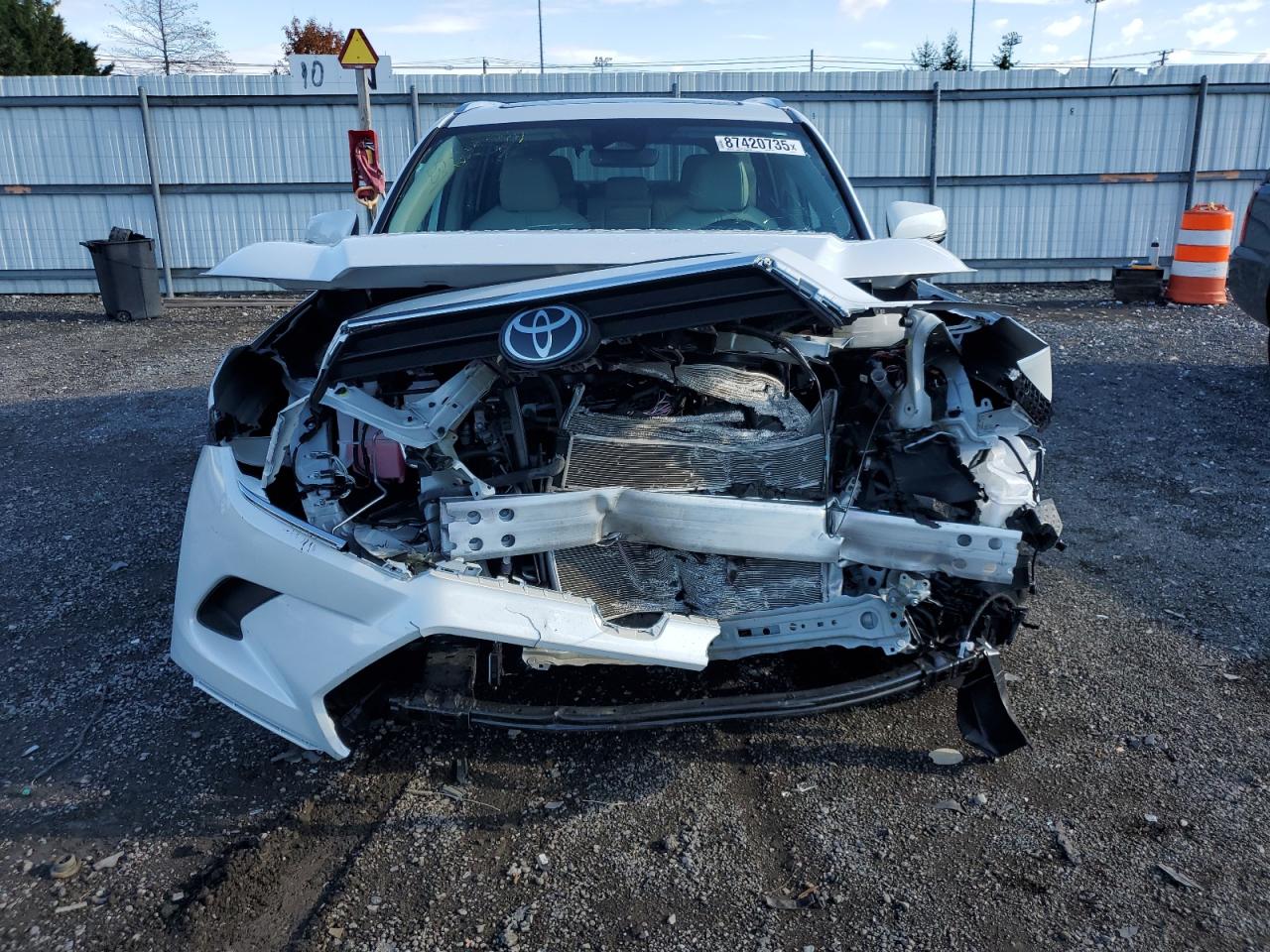 TOYOTA HIGHLANDER LE