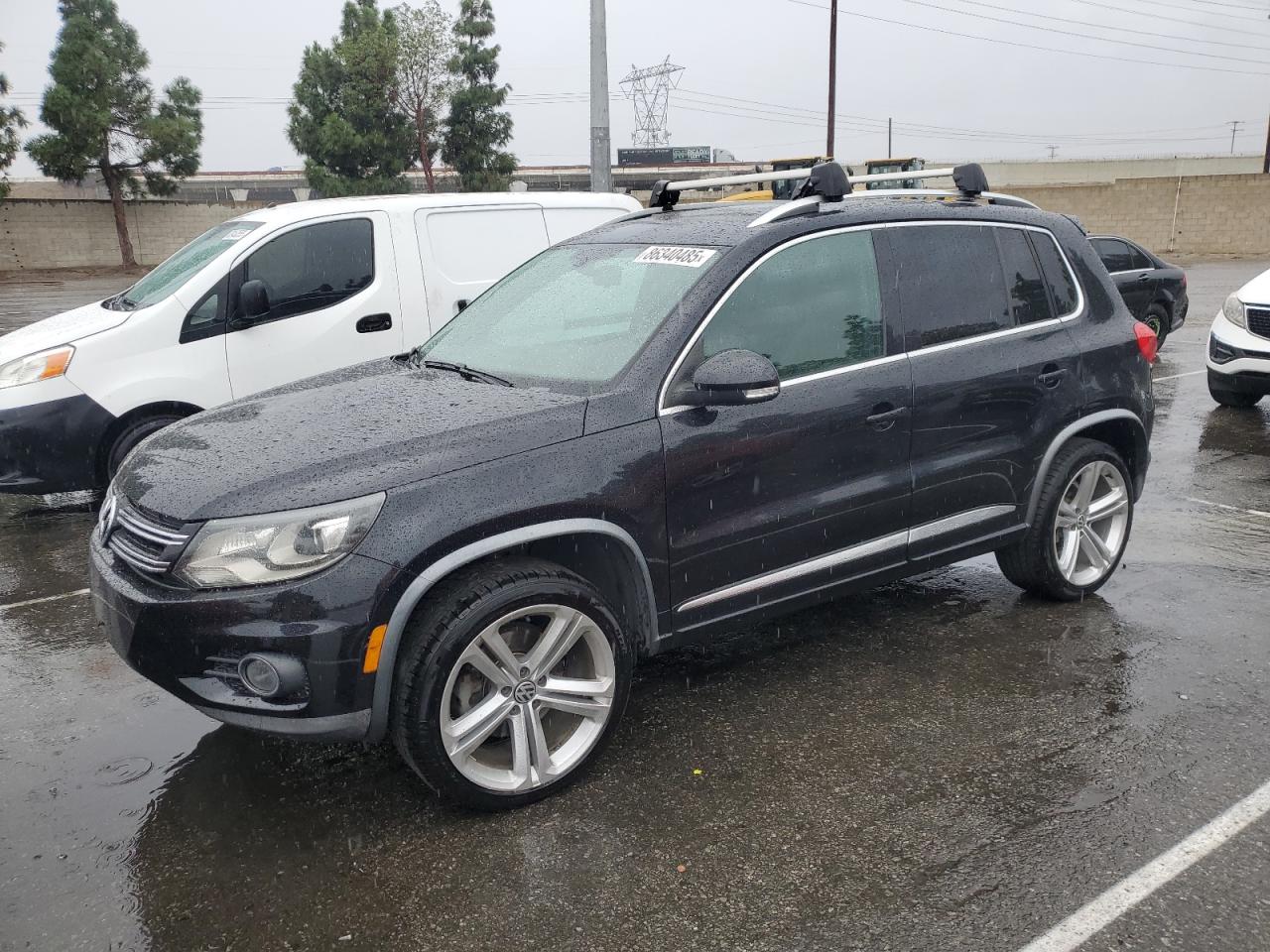 VOLKSWAGEN TIGUAN S