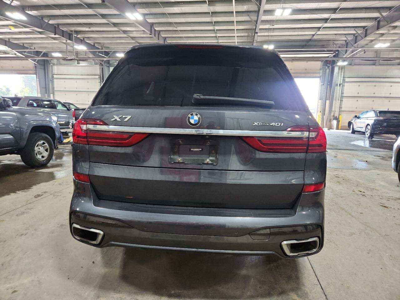 BMW X7 XDRIVE40I