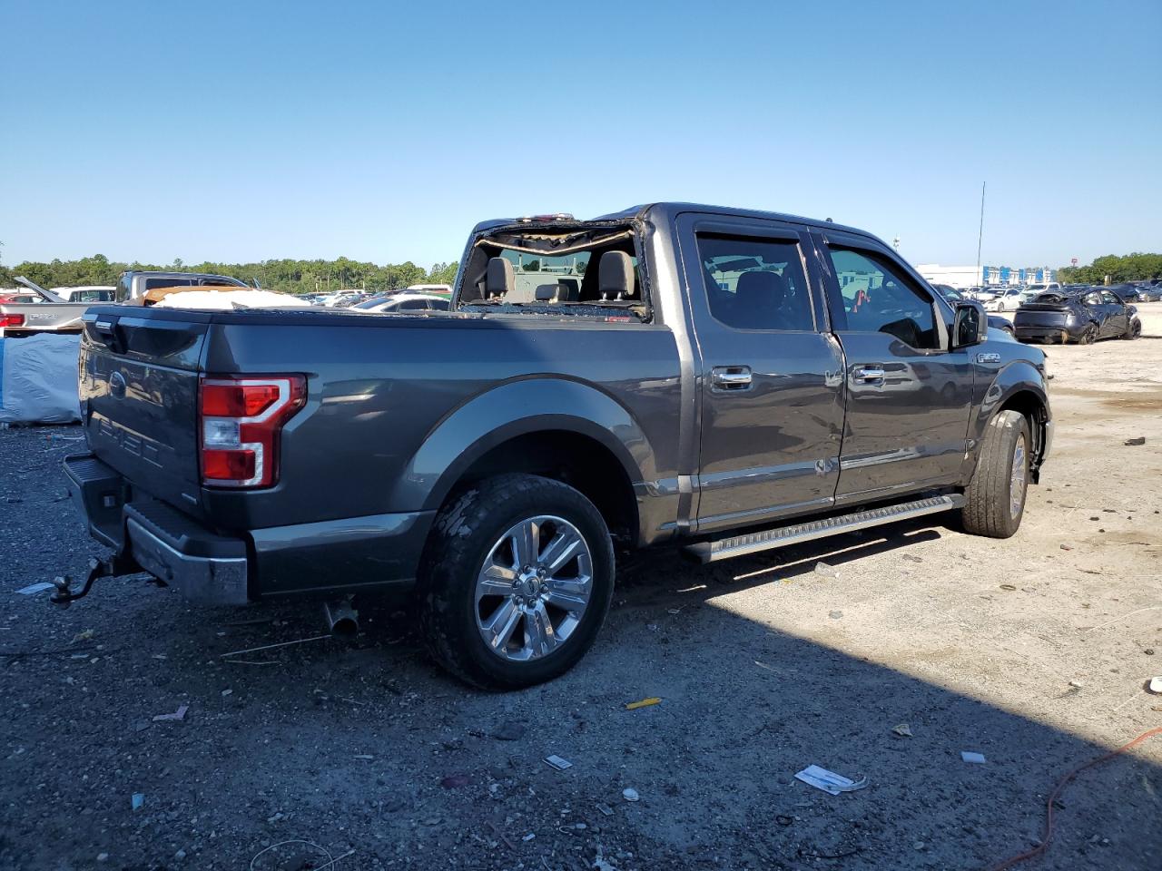 FORD F-150 SUPERCREW