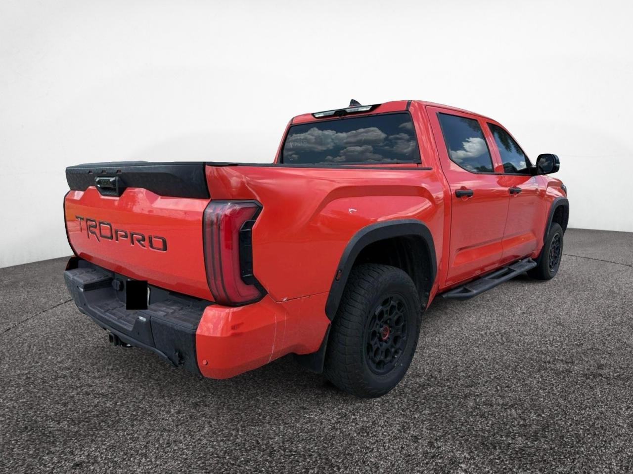 TOYOTA TUNDRA CREWMAX LIMITED