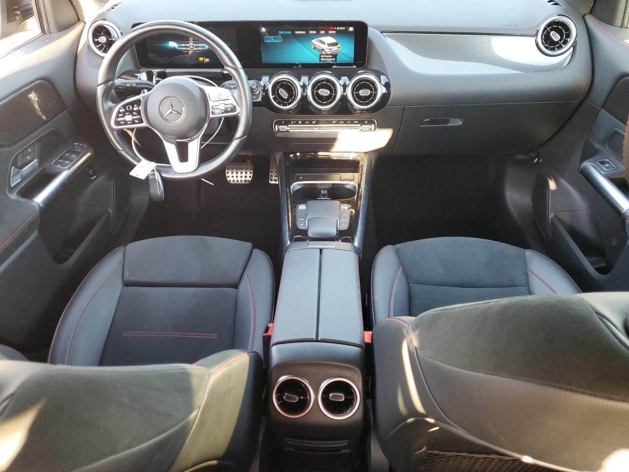 MERCEDES-BENZ GLA-CLASS 250