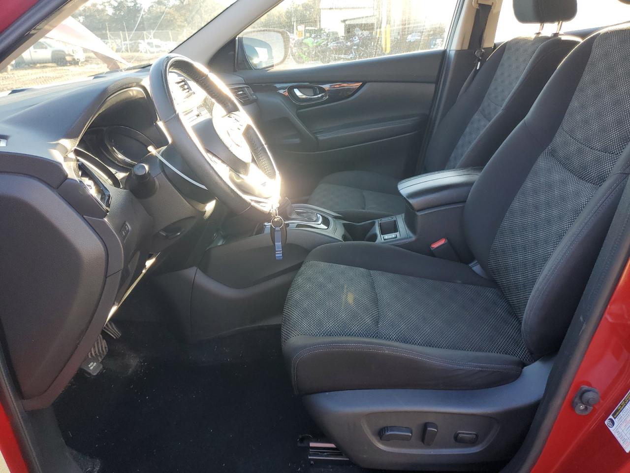 NISSAN ROGUE SPORT S