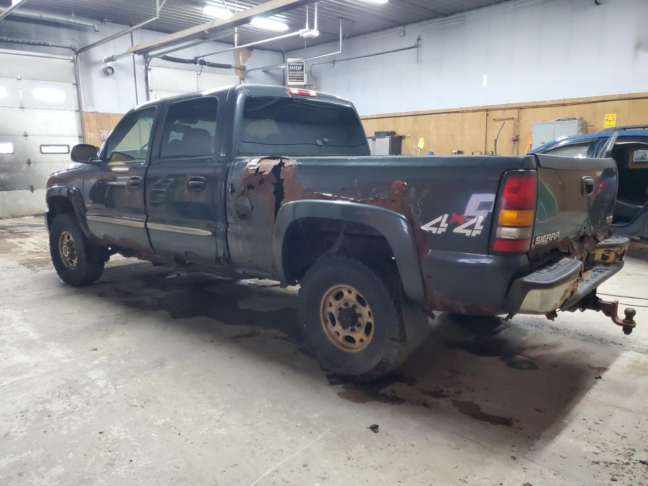 Lot #3303663949 2005 GMC SIERRA K25