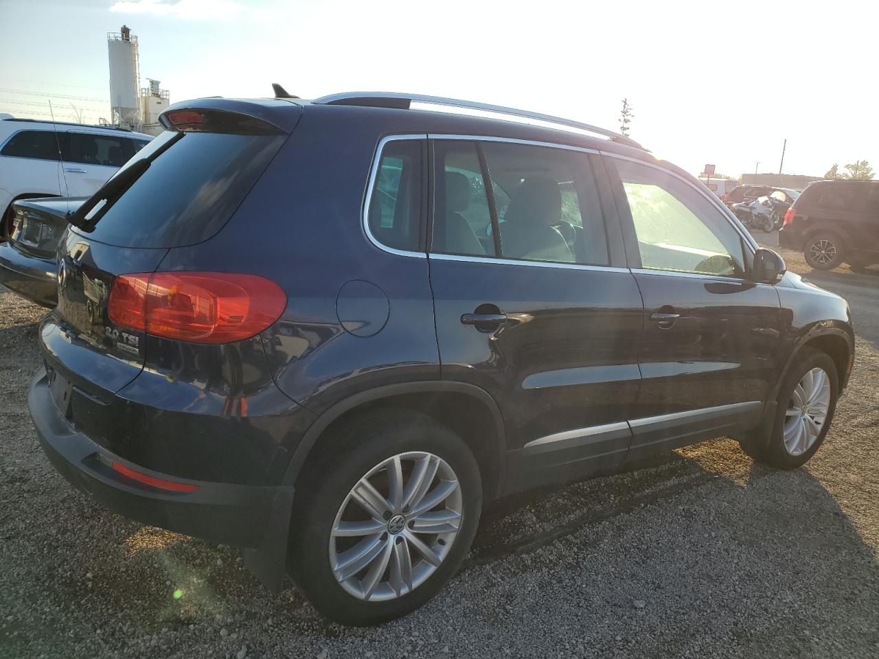 VOLKSWAGEN TIGUAN S