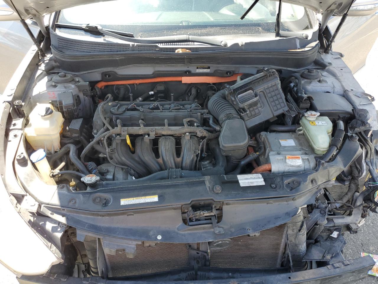 HYUNDAI SONATA HYBRID