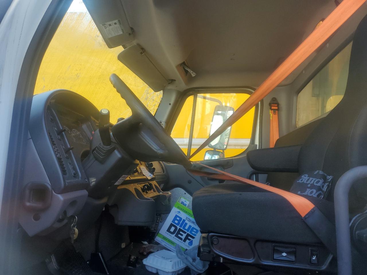 Lot #3290200203 2022 FREIGHTLINER M2 106 MED